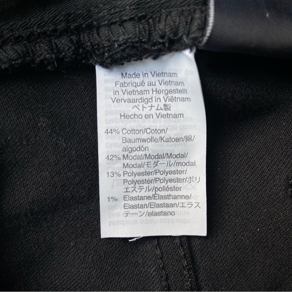 Madewell Petite 9" Mid-Rise Skinny Jeans in Lunar Wash - Picture 11 of 12